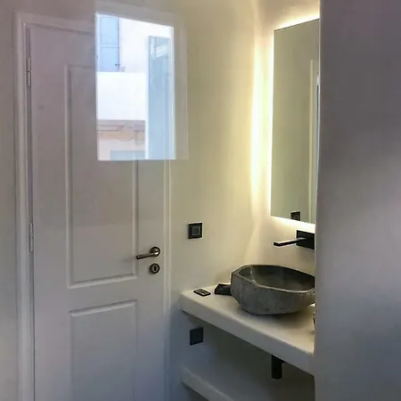 Chic...uence Holiday home Psarou (Mykonos)